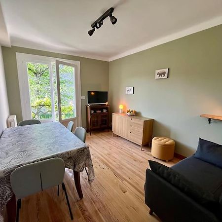 La Petite Ourse Maison De Village A Oust Eksteriør bilde